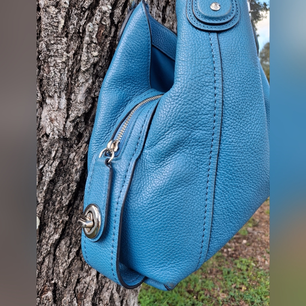 Coach Edie #57125 Handbag Shoulder Bag Tote Purse - Picture 8 of 10